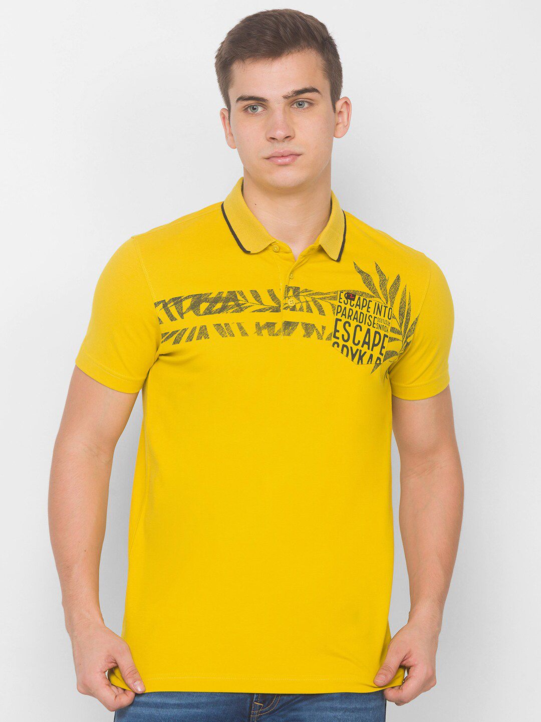 SPYKAR Men Yellow Typography Printed Pockets Slim Fit T-shirt