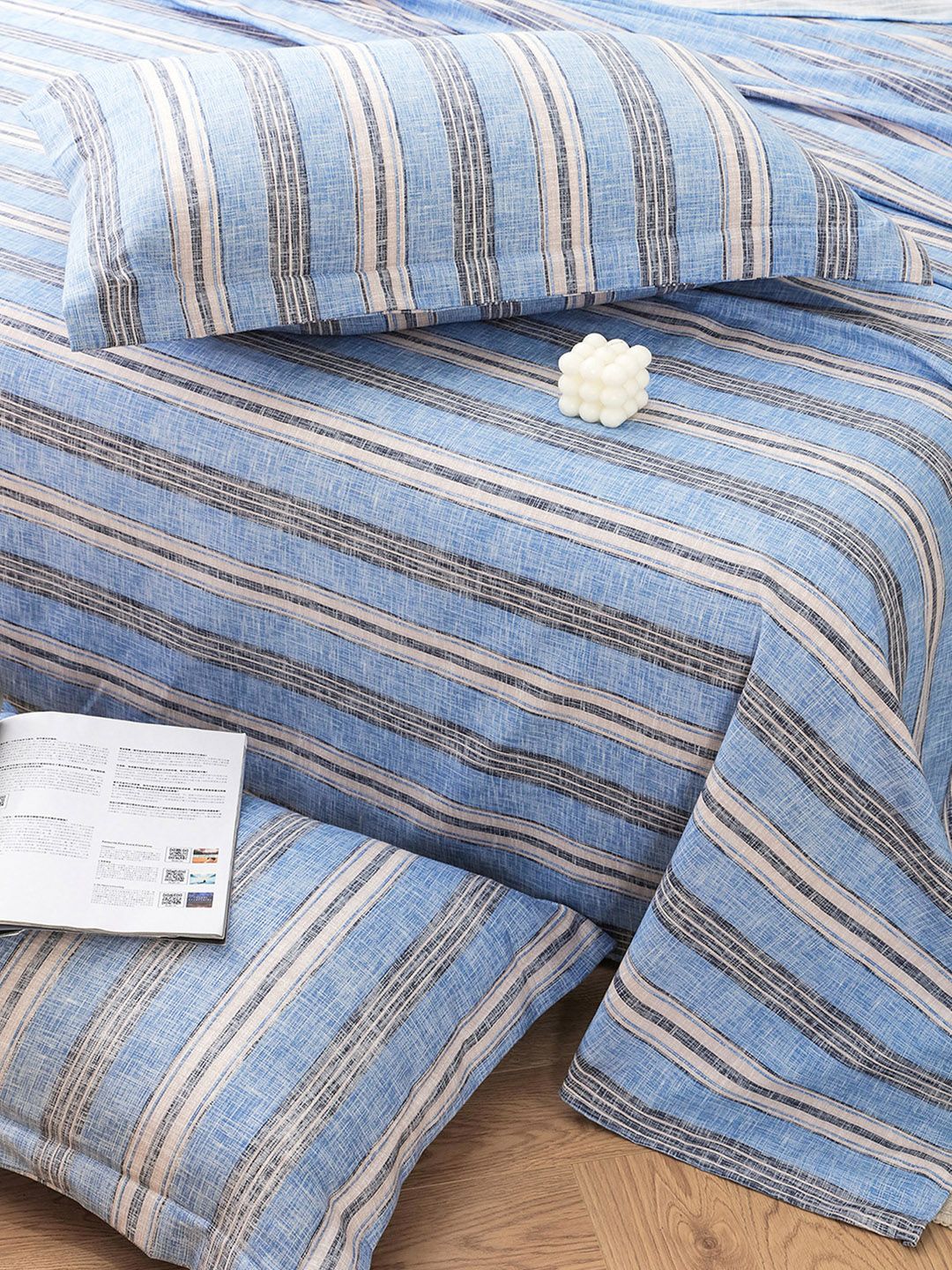 Story@home Aviator Blue 240 TC Cotton Striped King Bedsheet with 2 Pillow Covers