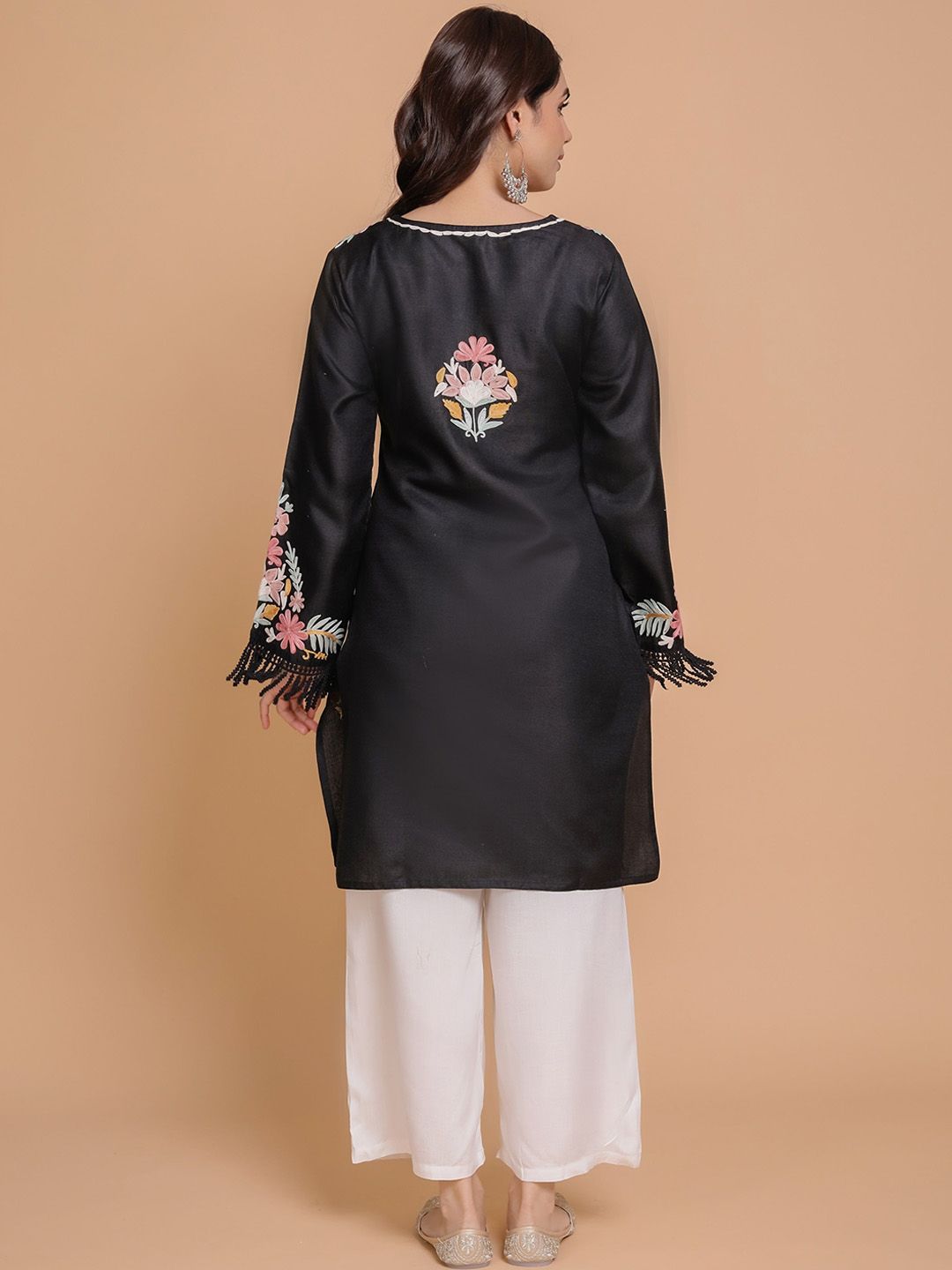 HOUSE OF KARI Floral Embroidered Cotton Straight Kurta