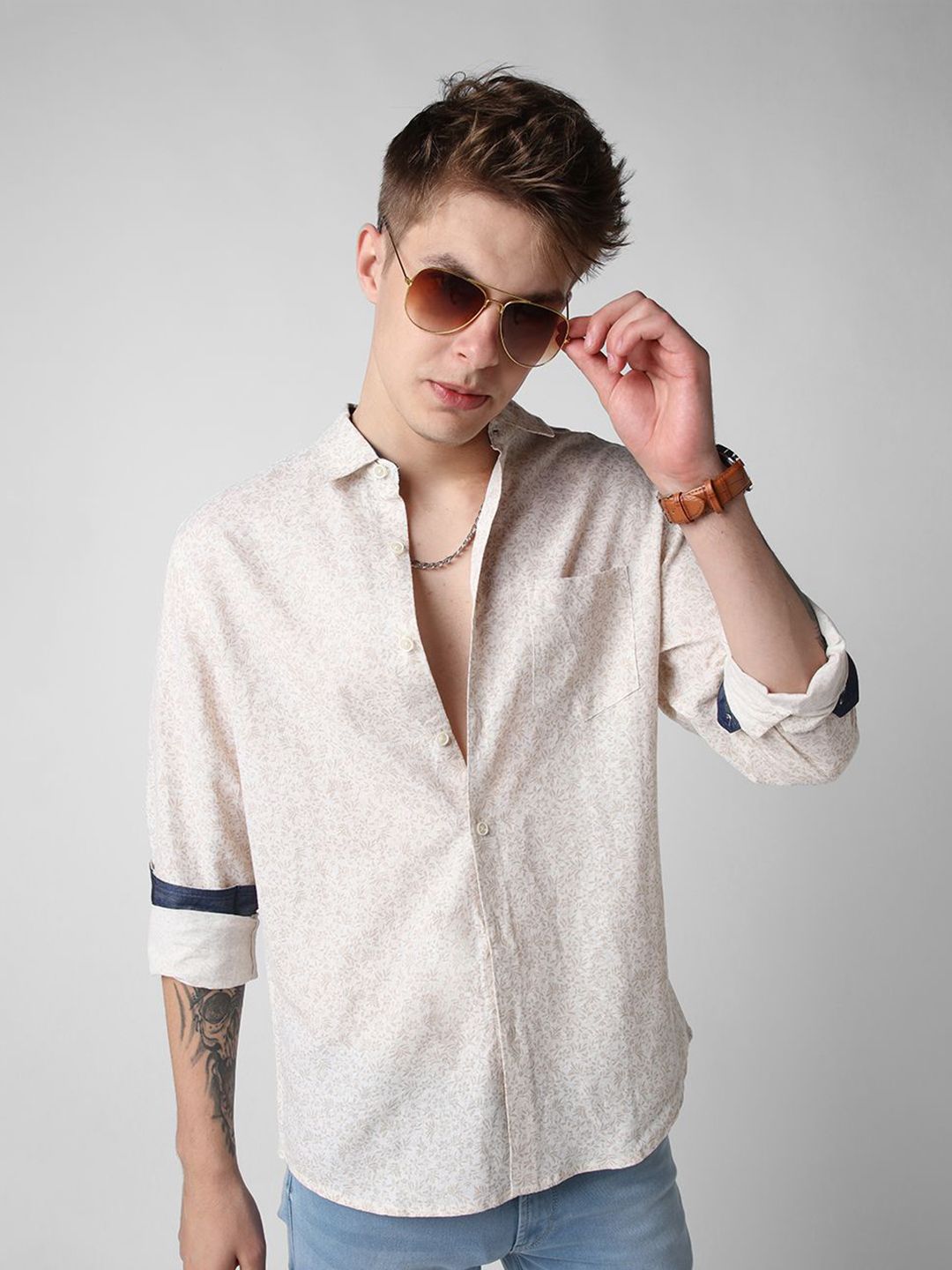 VASTRADO Men Tiny Floral Printed Cotton Shirt