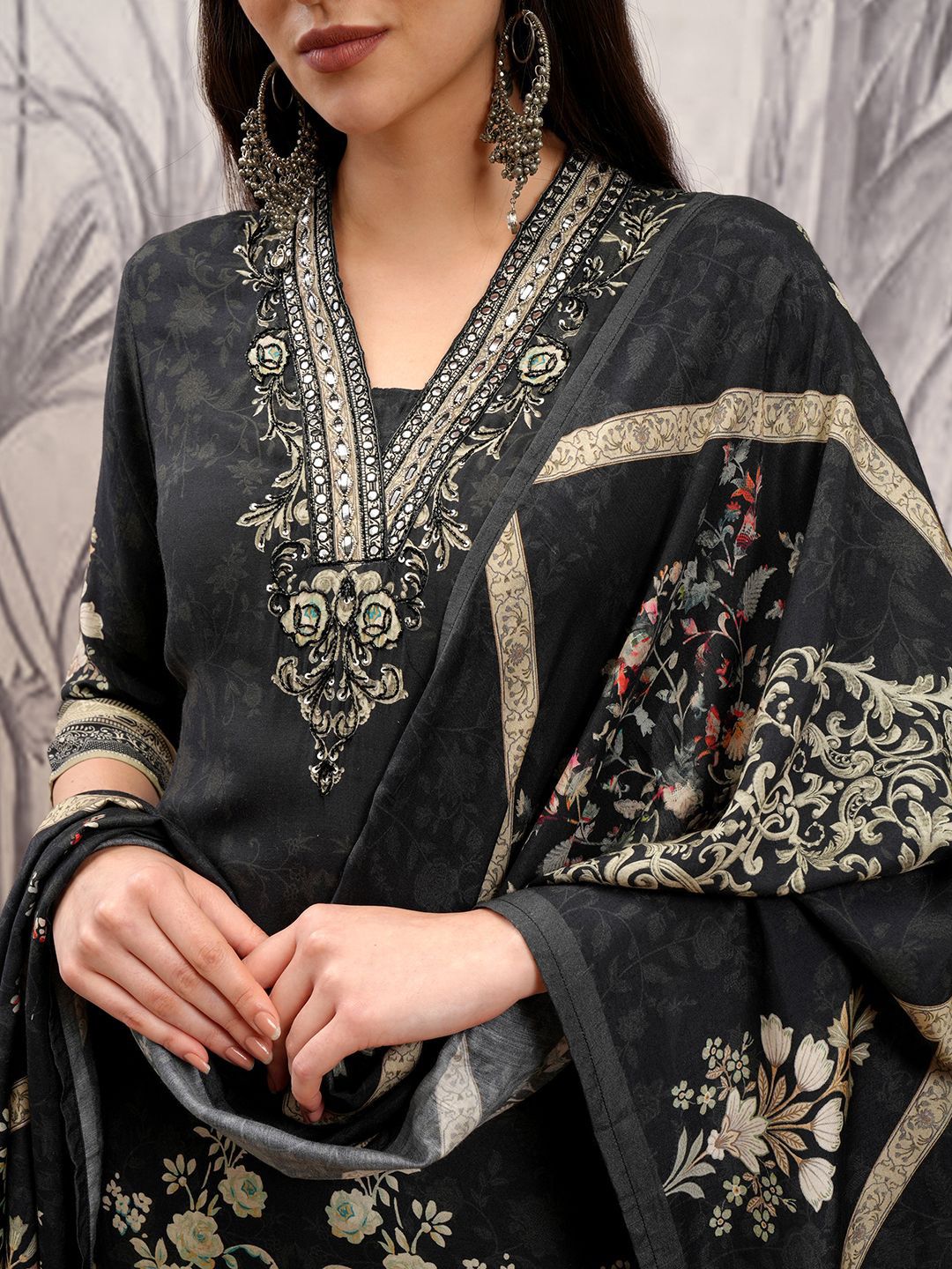 Vishudh Black & Gold Toned Floral Embroidered Straight Kurta with Trousers & With Dupatta