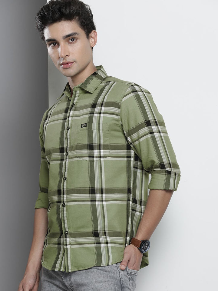 The Indian Garage Co Men Olive Green & White Tartan Checks Checked Cotton Casual Shirt