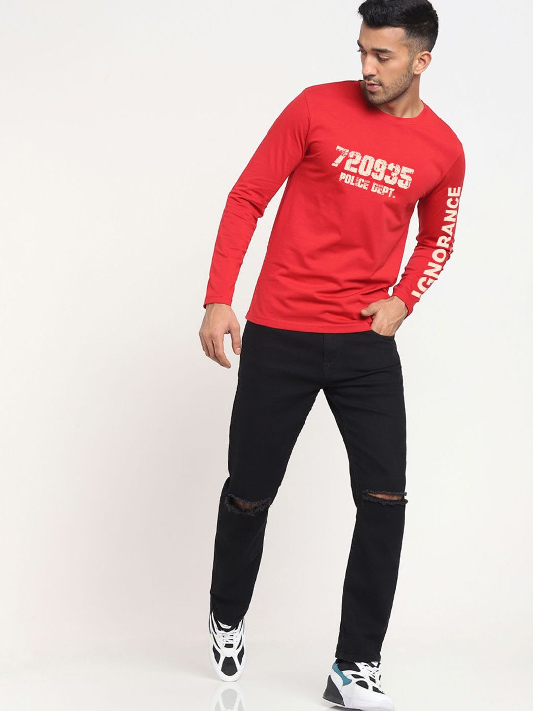 Bewakoof Men Typography Printed Round Neck Cotton T-shirt