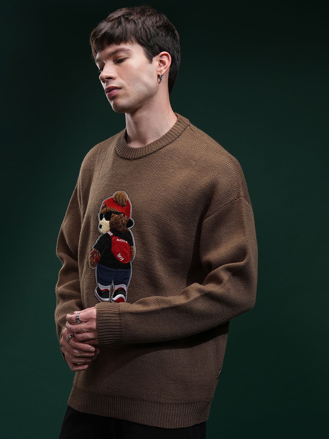 HIGHLANDER Men Embellished Round Neck Sweater