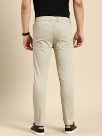 Being Human Men Solid Mid-Rise Regular Fit Chinos