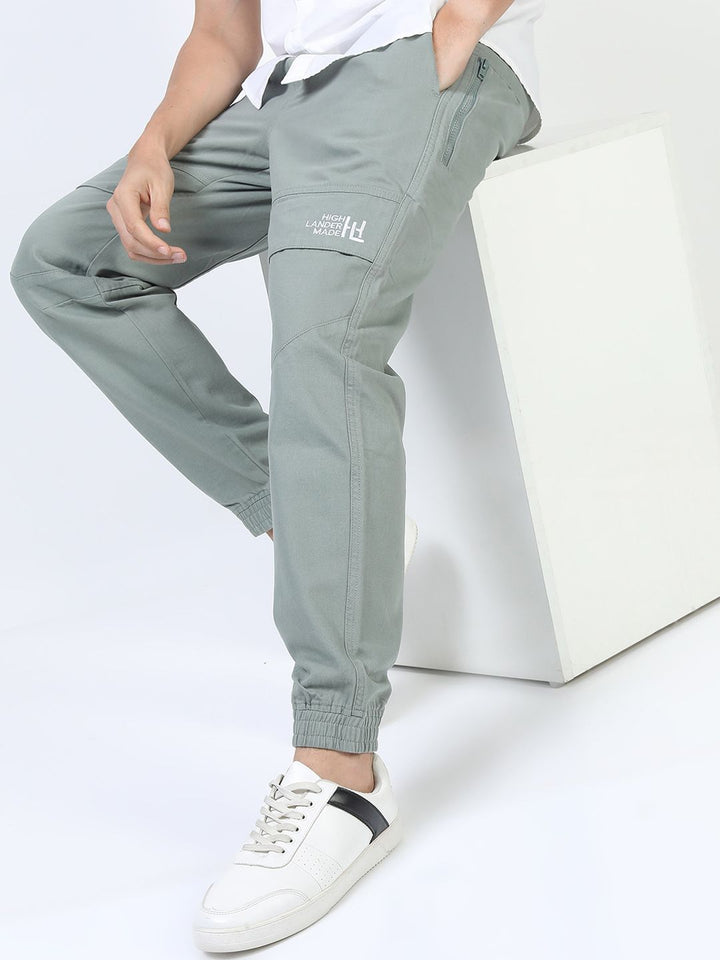 HIGHLANDER Men Grey Solid Cotton Regular Joggers