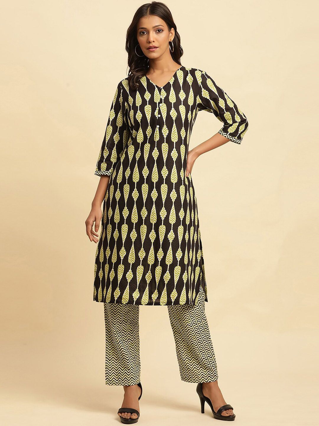 W Ethnic Motifs Printed Pure Cotton Straight Kurta With Trouser