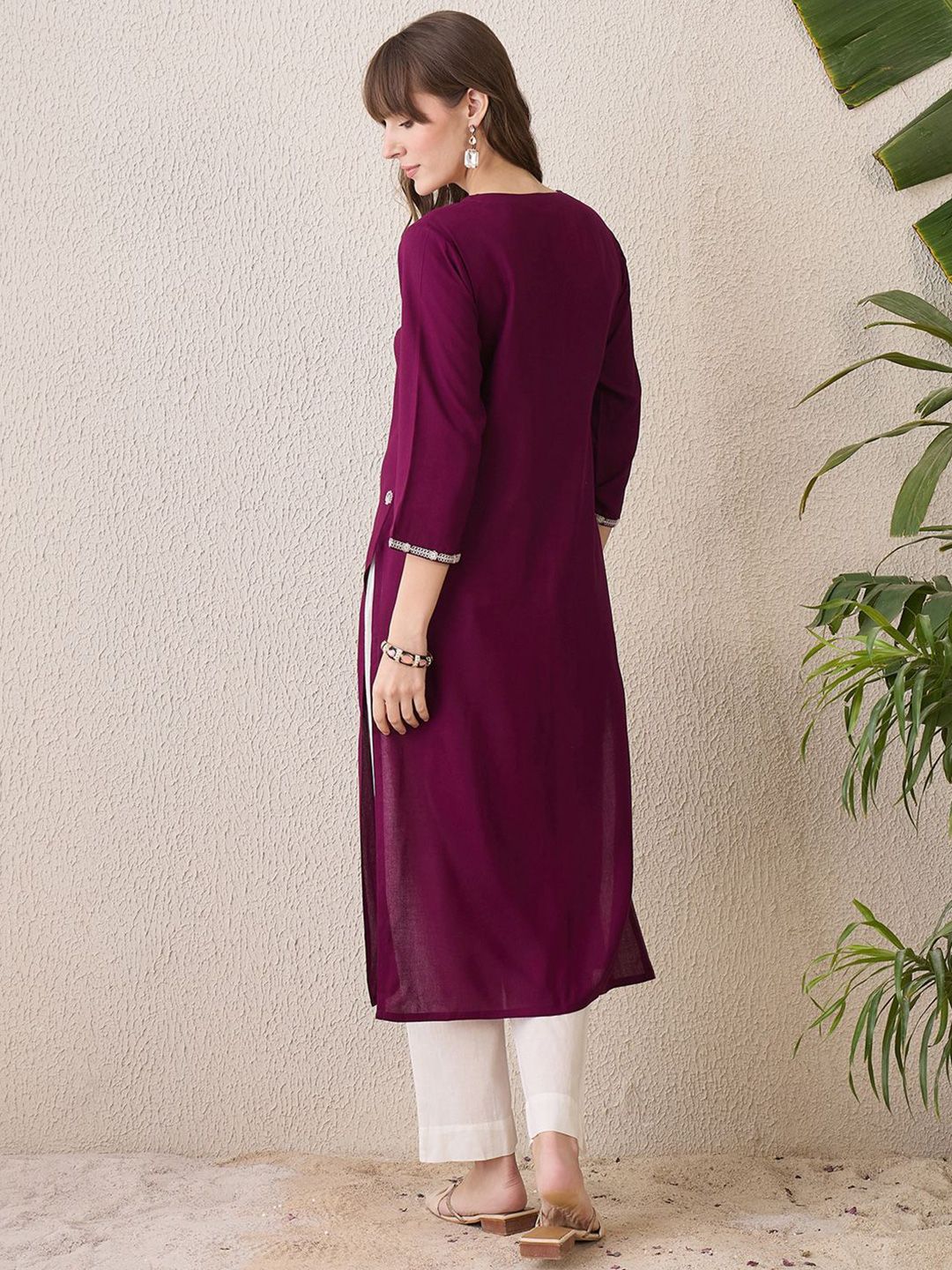 Indo Era Floral Embroidered Thread Work Straight Kurta