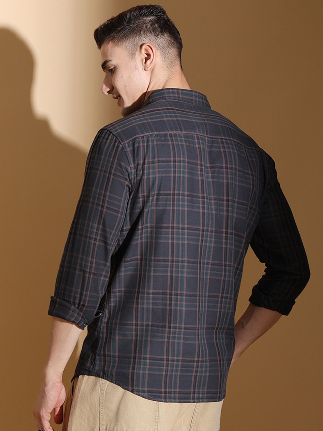 The Indian Garage Co Slim Fit Tartan Checked Twill Pure Cotton Casual Shirt