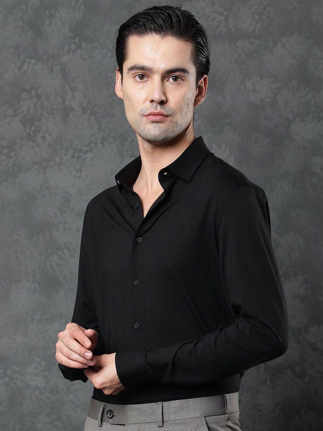 RARE RABBIT Men Solid Comfort Opaque Casual Shirt