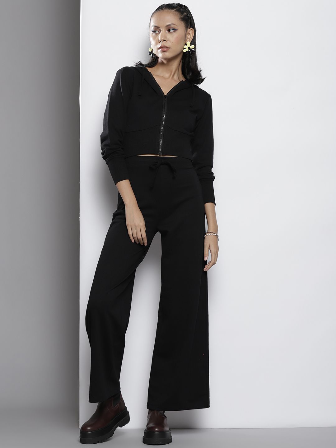 SASSAFRAS Women Black Solid Hooded Jacket with Track Pants