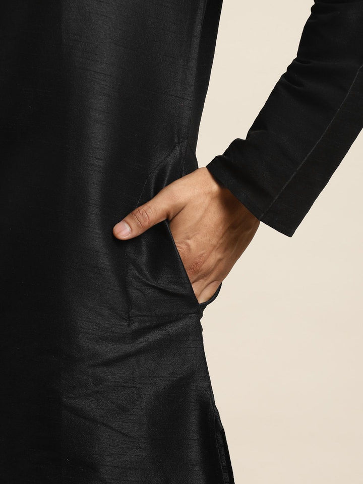 SOJANYA Lelaki Hitam Solid Kurta Lurus