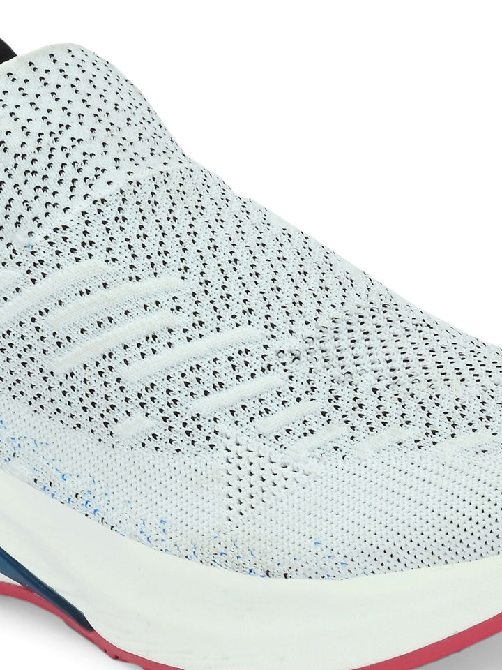 HRX by Hrithik Roshan Women Textured Walking Shoes