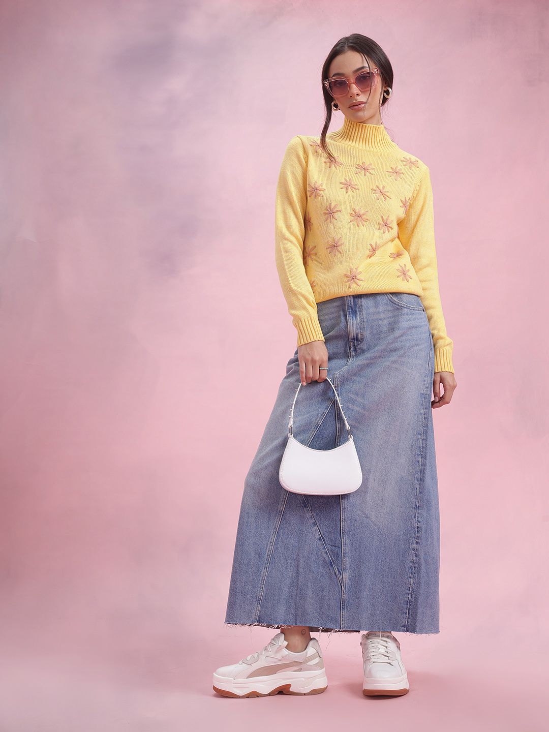 DressBerry Floral High Neck Pullover