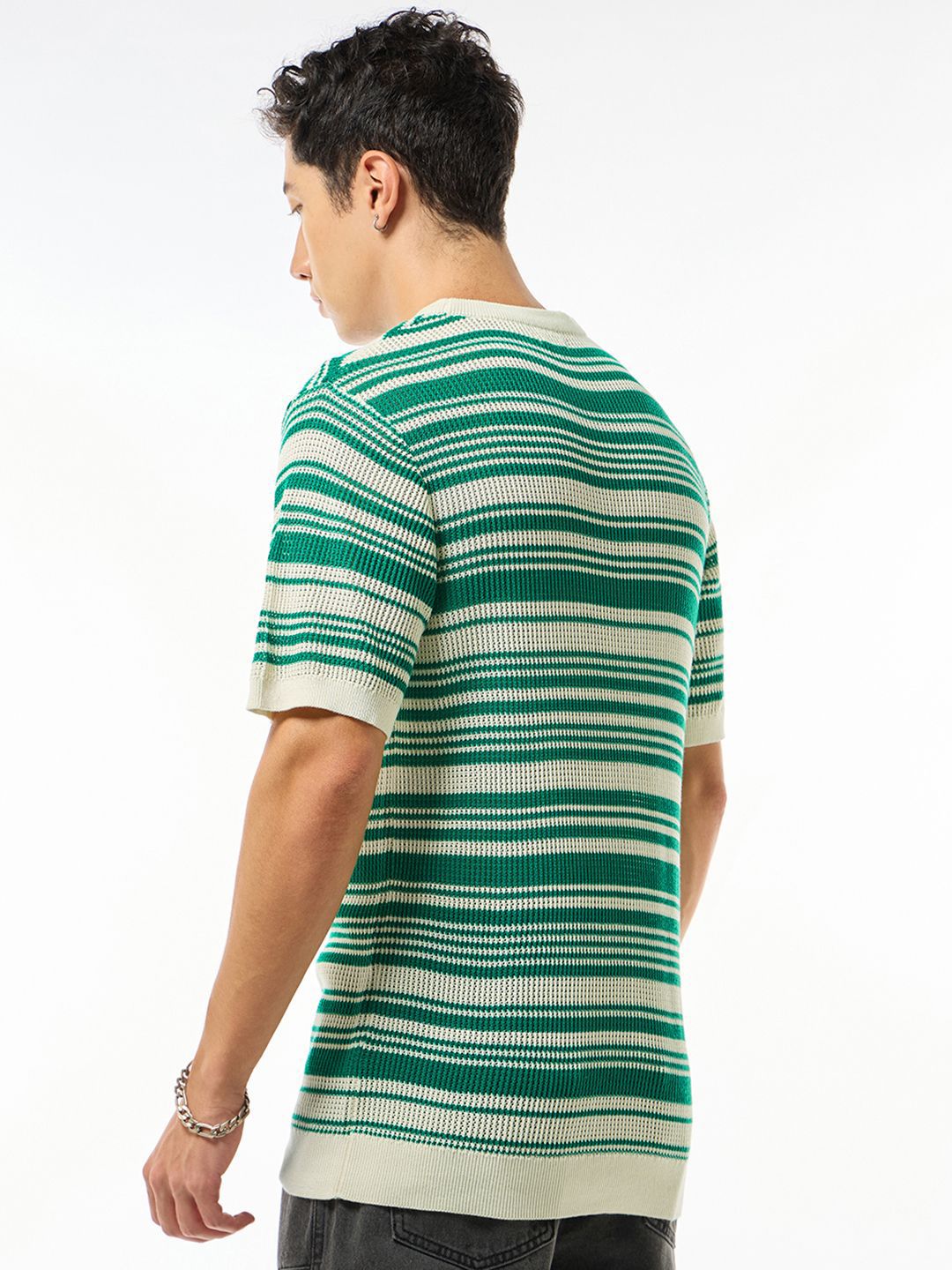 Bewakoof Men Gardenia Striped Round Neck T-shirt