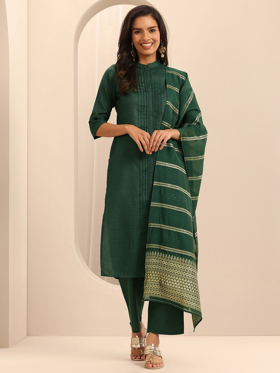 Libas Mandarin Collar Pleated Straight Kurta With Trousers & Dupatta