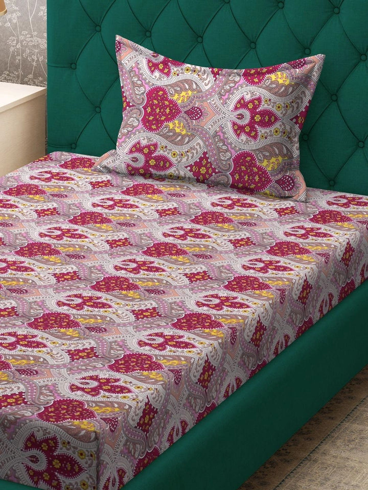 Moda Rapido X KLOTTHE Motif Etnik Merah & Merah Jambu 300 TC Cadar Bujang dengan 1 Sarung Bantal