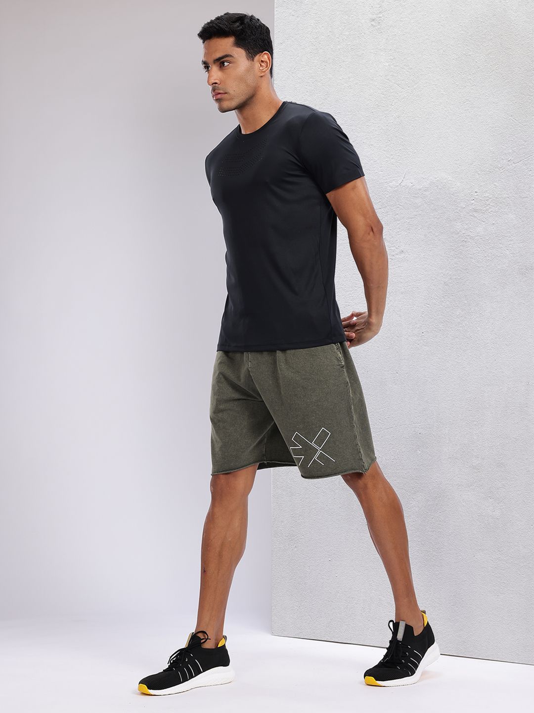 HRX by Hrithik Roshan Men Brand Logo Print Pure Cotton Washed Effect Training Shorts