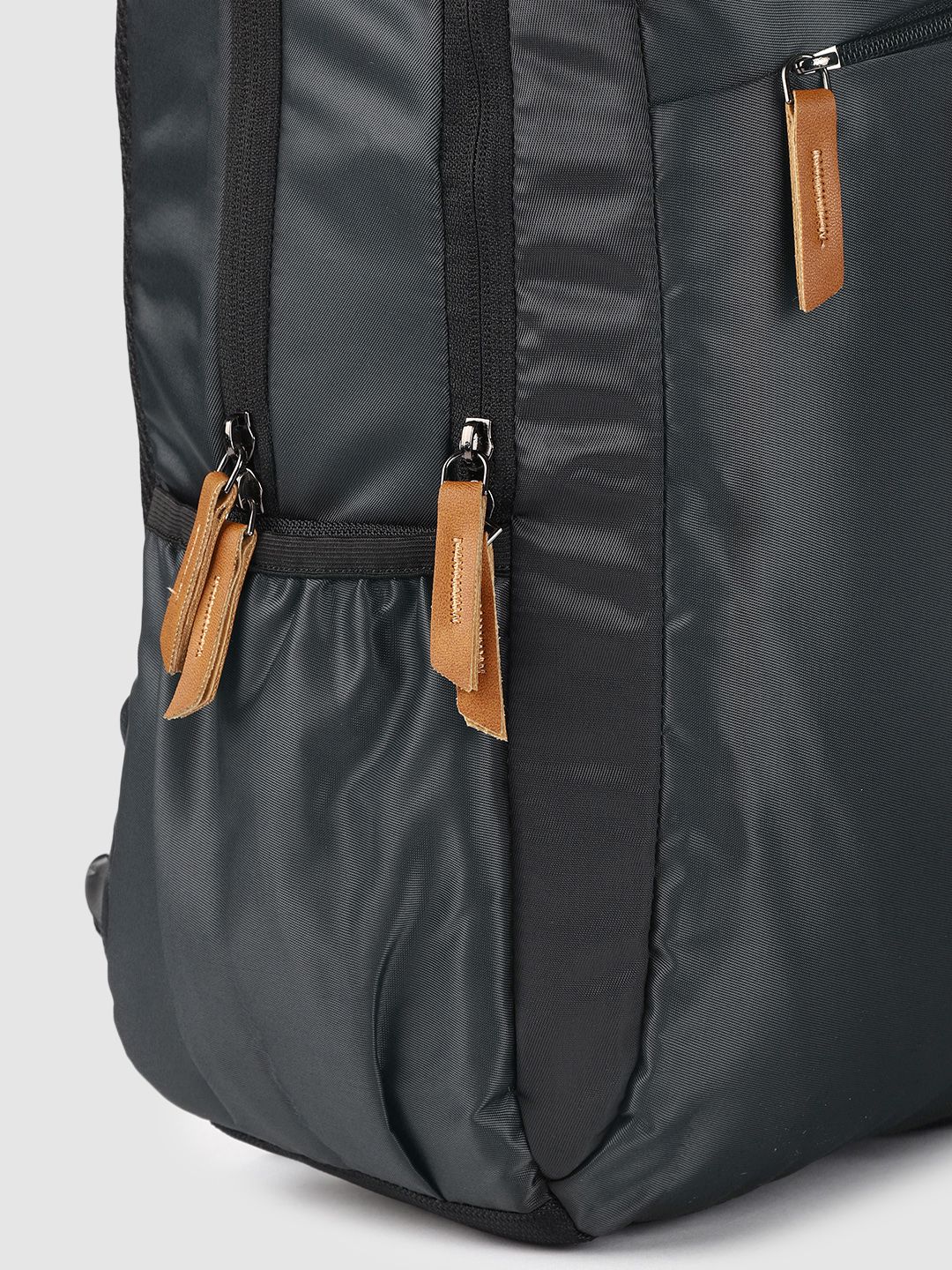 Gear Unisex Charcoal Grey Solid COMPACT BUSINESS LAPTOP Backpack
