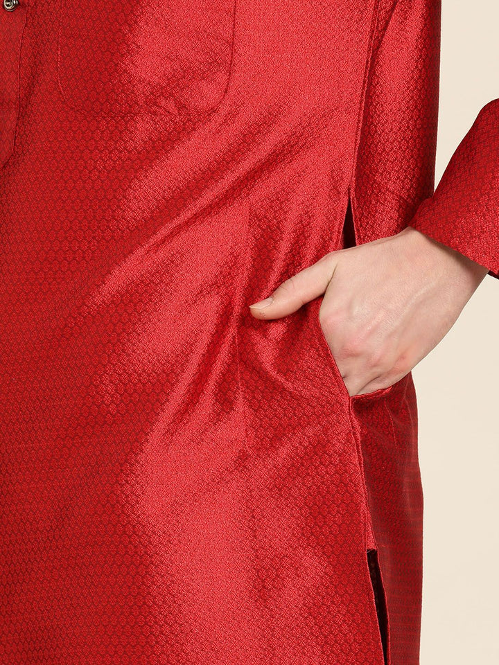 SOJANYA Lelaki Red Woven Design Straight Kurta