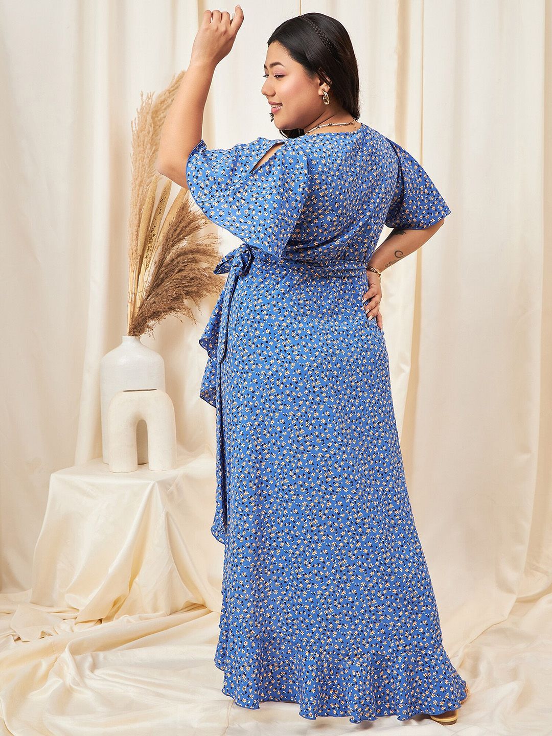 Berrylush Curve Floral Printed Wrap Dress