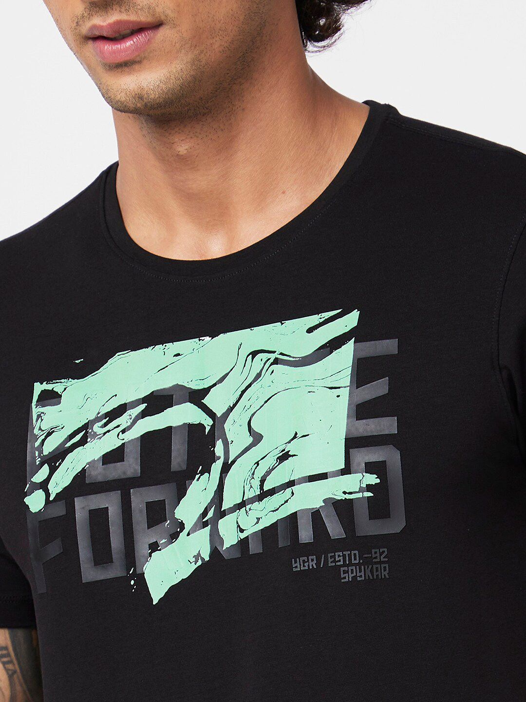 SPYKAR Graphic Printed Slim Fit Cotton T-Shirt