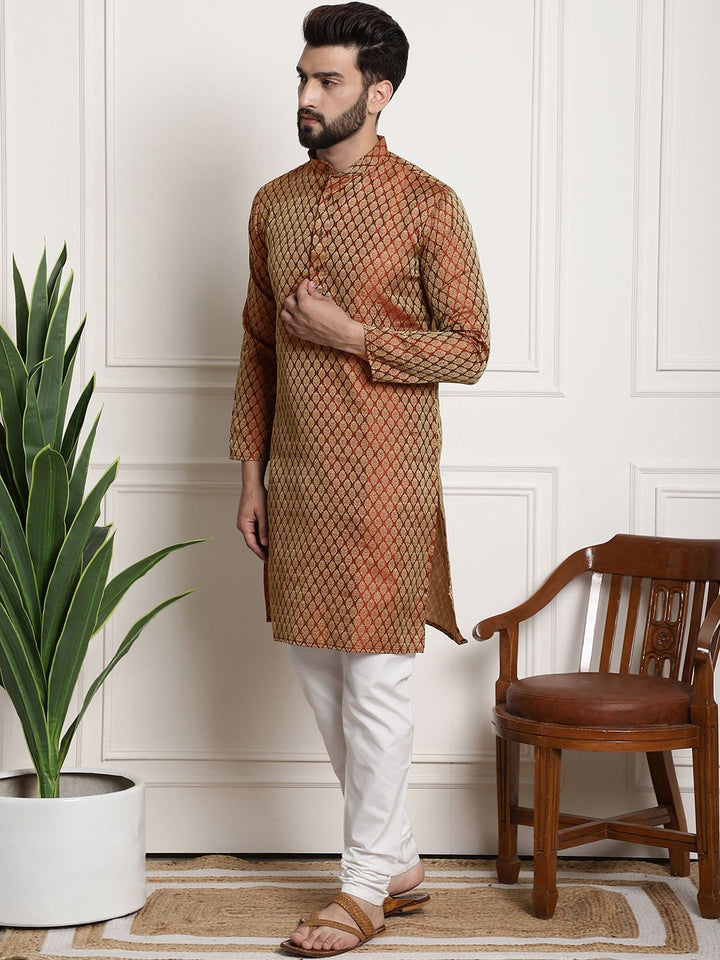 SOJANYA  Ethnic Motifs Woven Deisgn Regular Kurta With Churidar