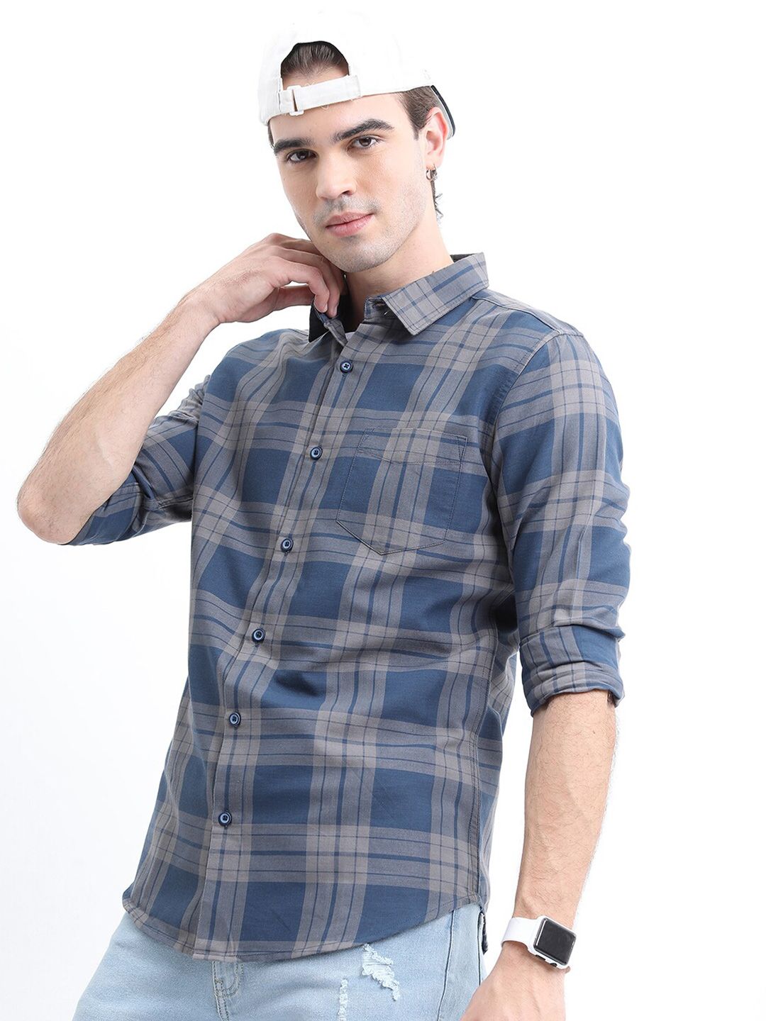 HIGHLANDER Men Checked Casual Slim Fit Shirt