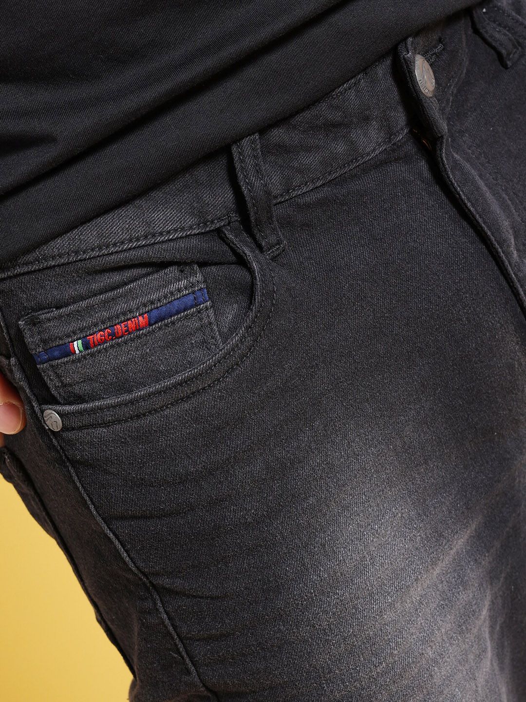 The Indian Garage Co Men Bootcut Clean Look Mid-Rise Stretchable Jeans