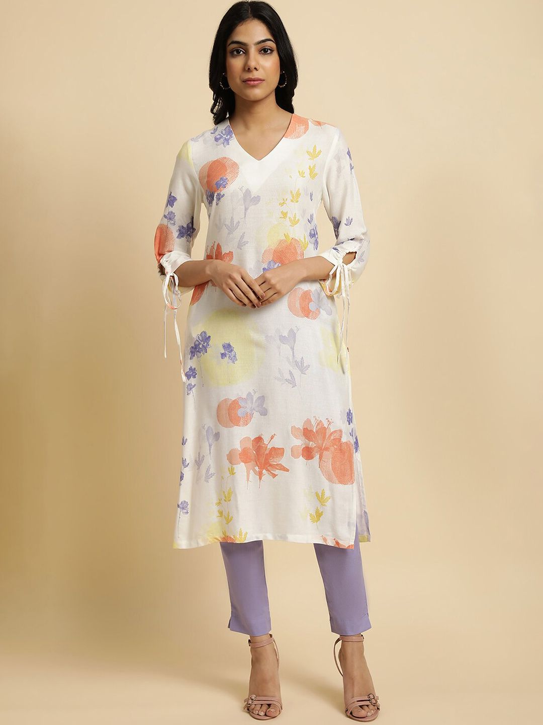 W Floral Printed V-Neck Regular Kurta with Trousers