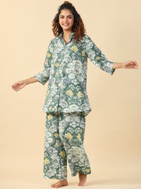 SANSKRUTIHOMES Floral Printed Shirt Collar T-Shirt and Pyjamas