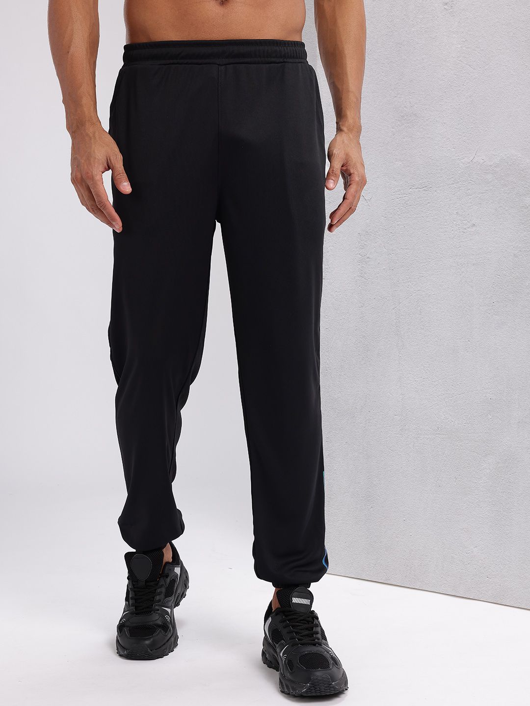 HRX by Hrithik Roshan Men Mid-Rise Rapid-Dry Training Joggers