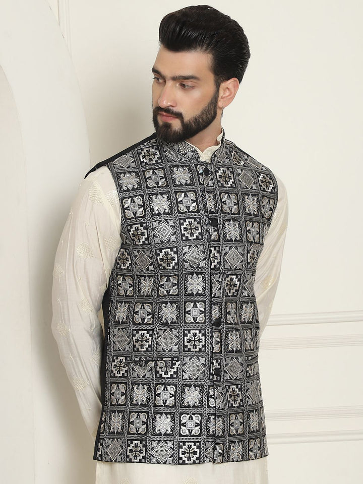 SOJANYA Embroidered Woven Nehru Jackets