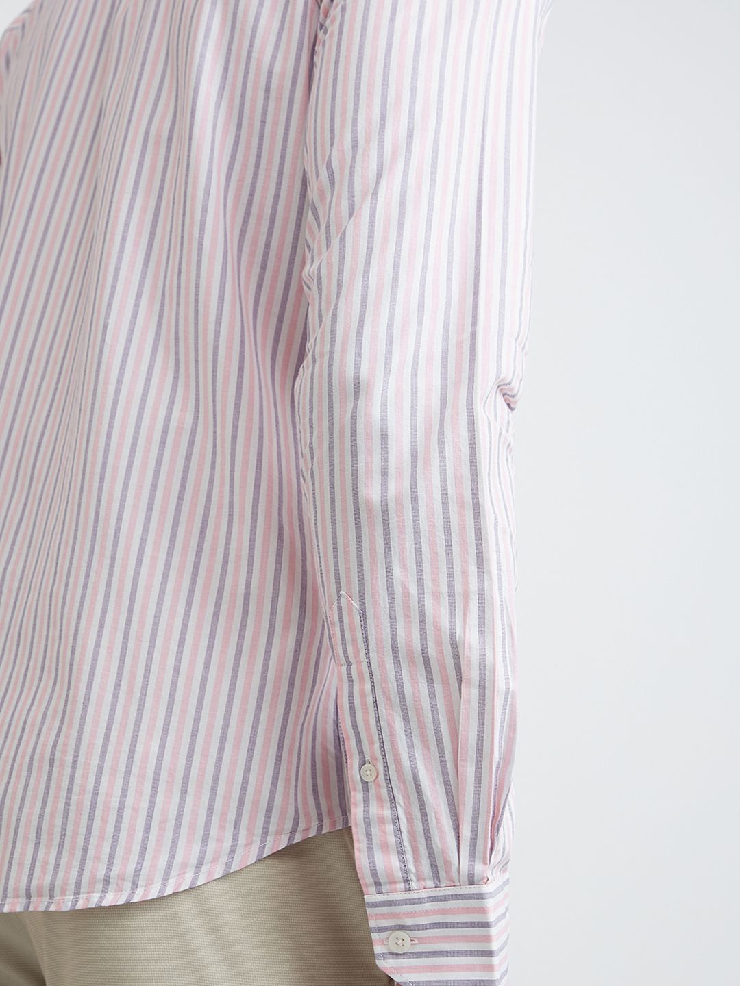 Park Avenue Men Slim Fit Vertical Stripes Opaque Pure Cotton Casual Shirt