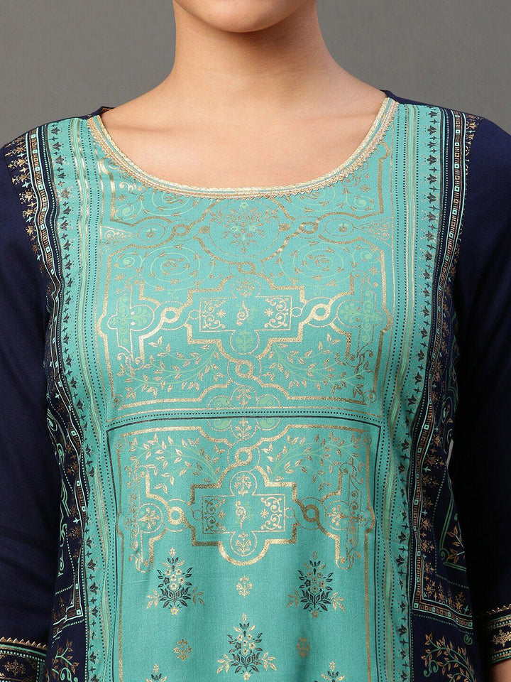 AURELIA Floral Printed Gotta Patti Round Neck Straight Kurta