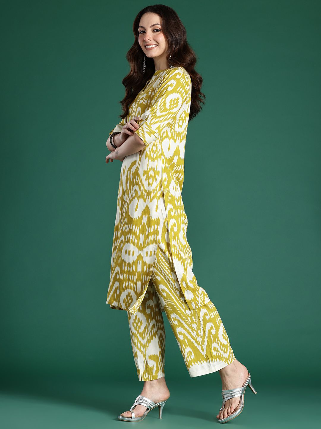 Indo Era Women Printed Kurta with Palazzos