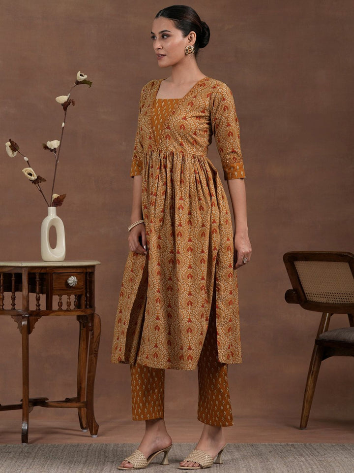 Libas Women Ethnic Motifs Printed Pleated Sequinned Pure Cotton Kurta with Palazzos