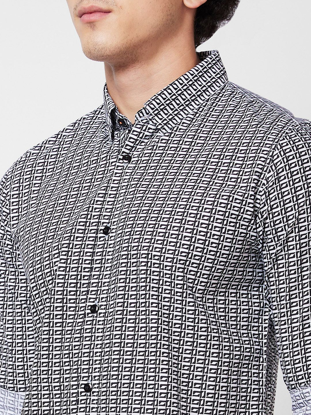 SPYKAR Geometric Printed Spread Collar Cotton Casual Shirt