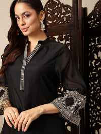 House of Pataudi Regular Jashn Kurta with Trousers & With Dupatta