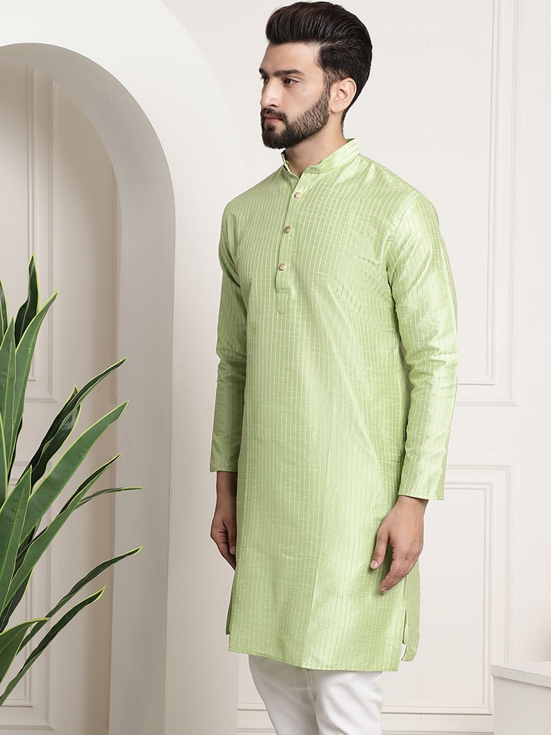 SOJANYA Men Green & Golden Striped Straight Kurta