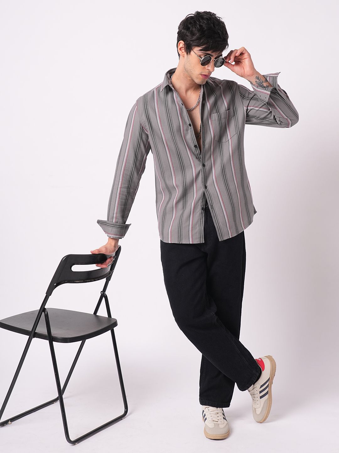 VASTRADO Men Classic Slim Fit Vertical Striped Spread Collar Cotton Casual Shirt