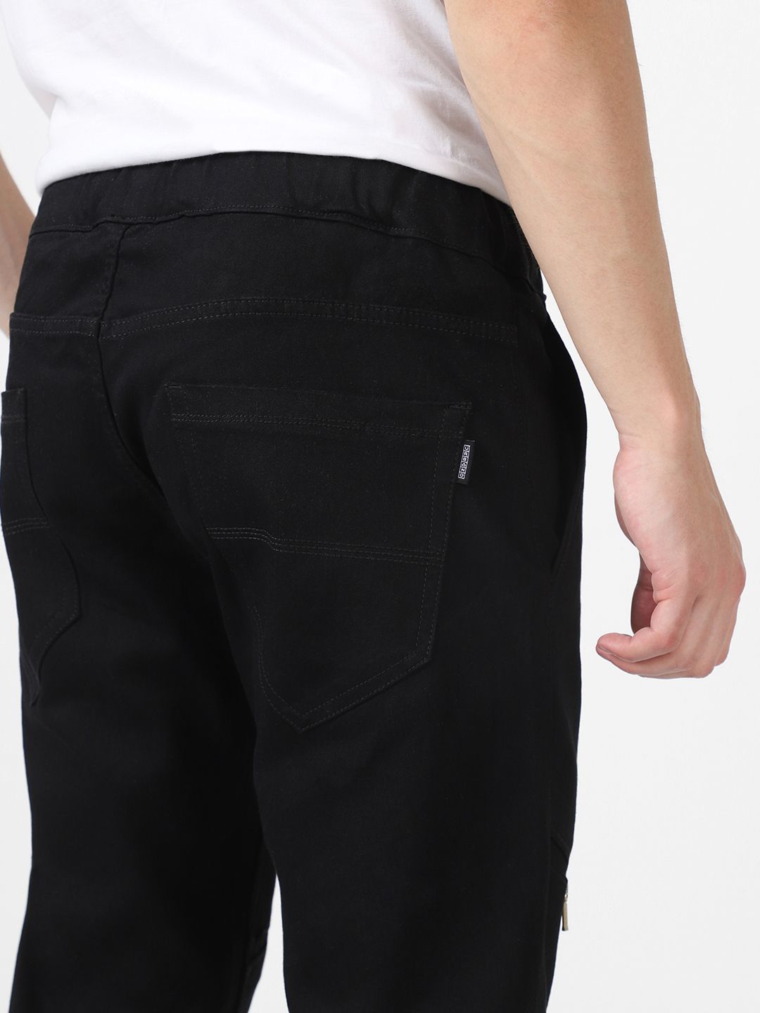Urbano Fashion Men Black Mid-Rise Stretchable Jogger Jeans