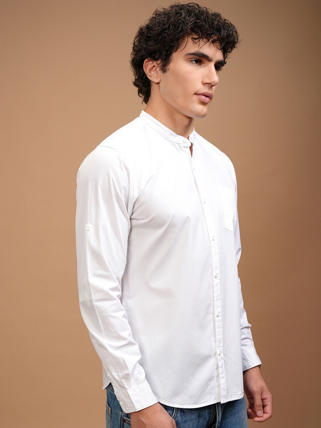 HIGHLANDER Men White Slim Fit Casual Shirt