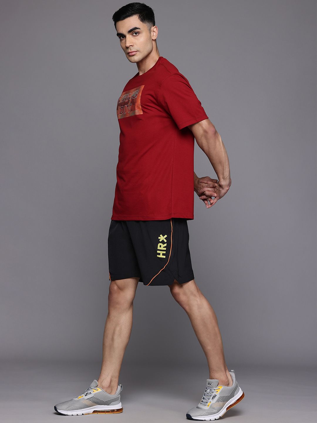 HRX by Hrithik Roshan Men Brand-Logo Print Rapid-Dry Training Shorts