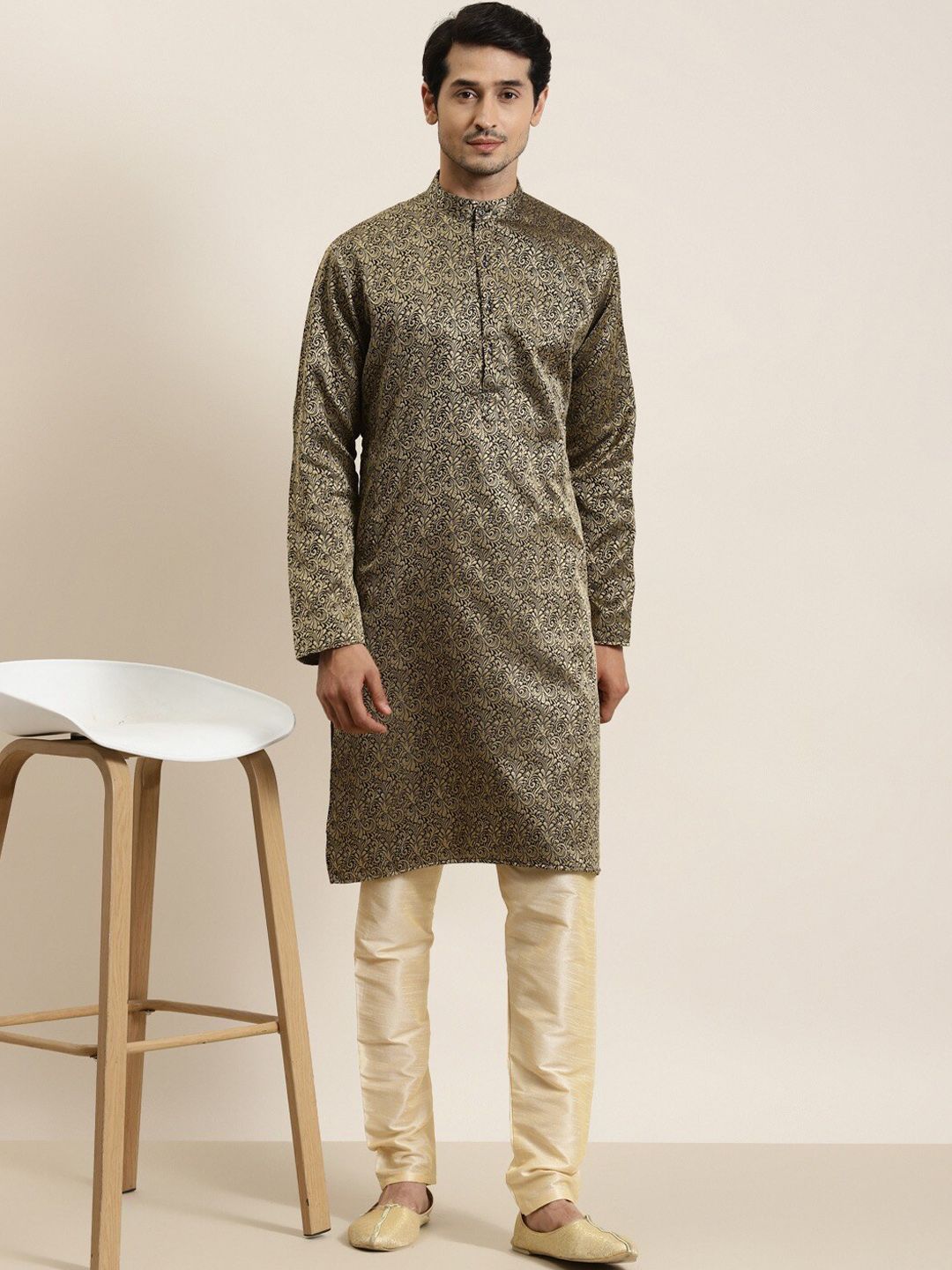 SOJANYA Ethnic Motifs Woven Design Mandarin Collar Kurta