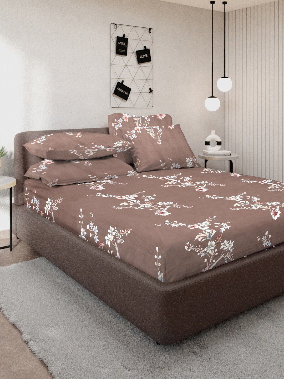 KLOTTHE Book Fold Brown & White Floral 300TC Fitted Double King Bedsheet & 4 Pillow Covers
