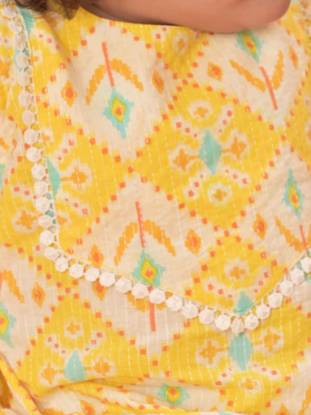VASTRAMAY Girls Ethnic Motifs Printed Pure Cotton Kurta With Salwar
