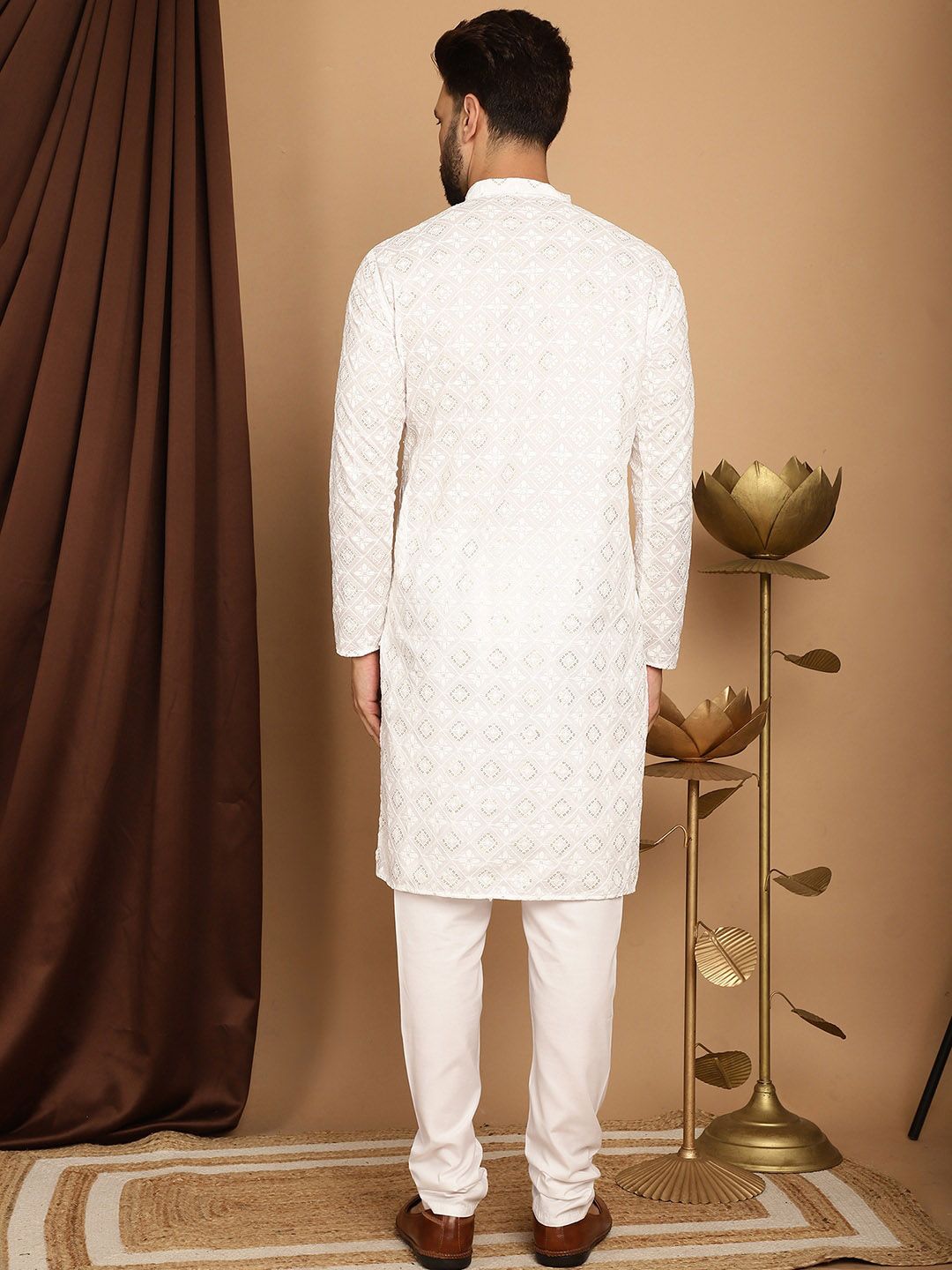 SOJANYA Kurta Kapas Tulen Bersulam Labuci dengan Churidar
