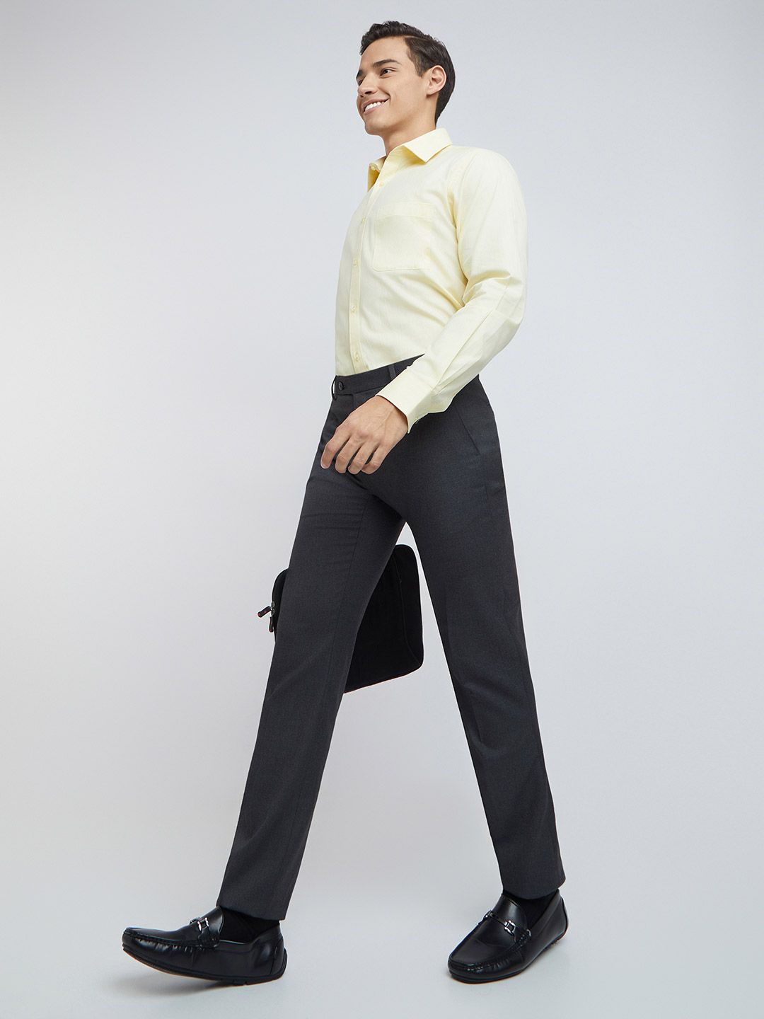 Raymond Men Solid Slim Fit Formal Trousers