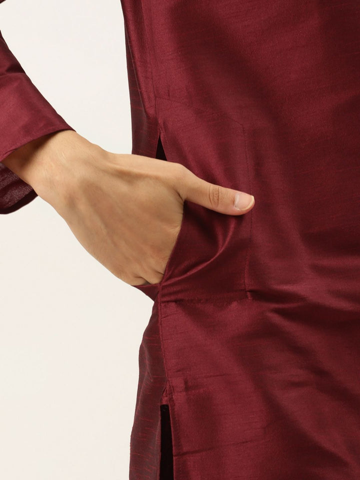 SOJANYA Men Maroon Kurta with Churidar & Nehru Jacket